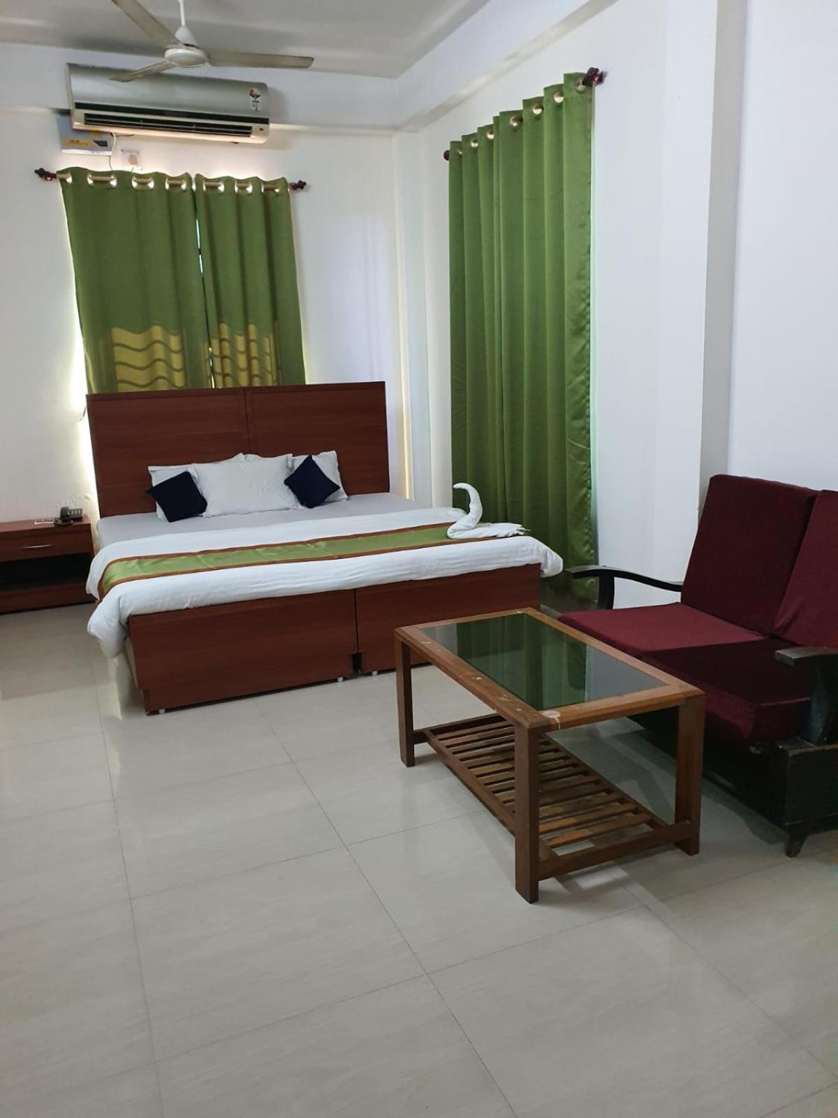 Sivasagar Hotel Deo Volente מראה חיצוני תמונה